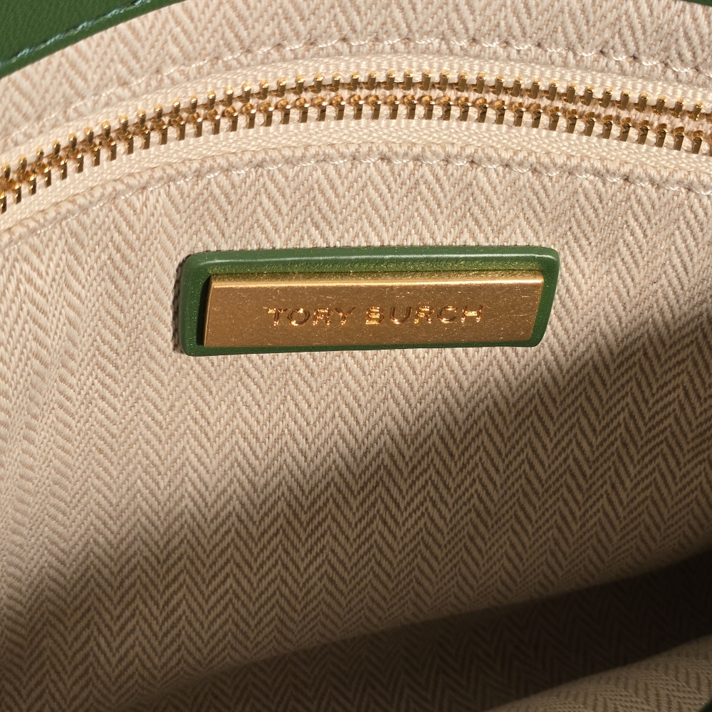 Tory Burch Green Chevron Shoulder, New with Tag - Picture 9 of 11